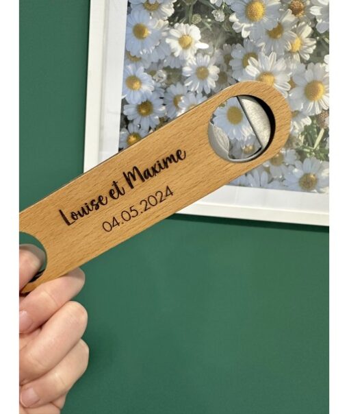 Décapsuleur bois - Mariage/Anniversaire - Maison & déco - Les doigts dans le nez